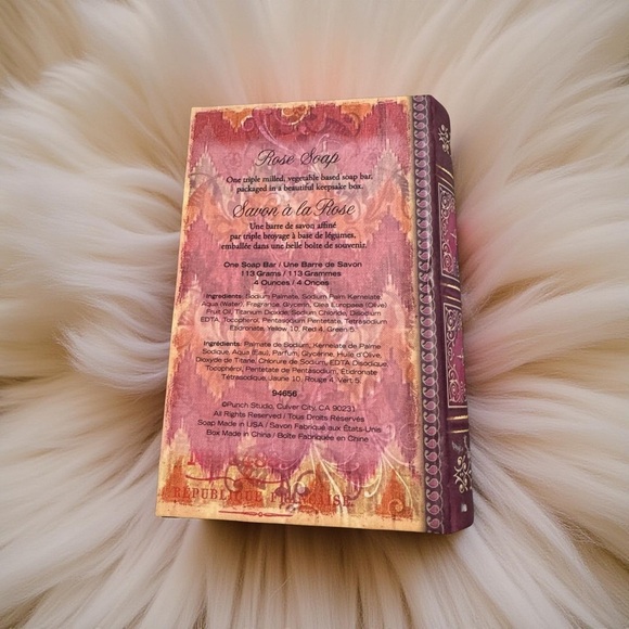 ⚜️ Punch Studio Decorative Storage Book Box,magnetic closure,soap included NIB - Picture 4 of 6